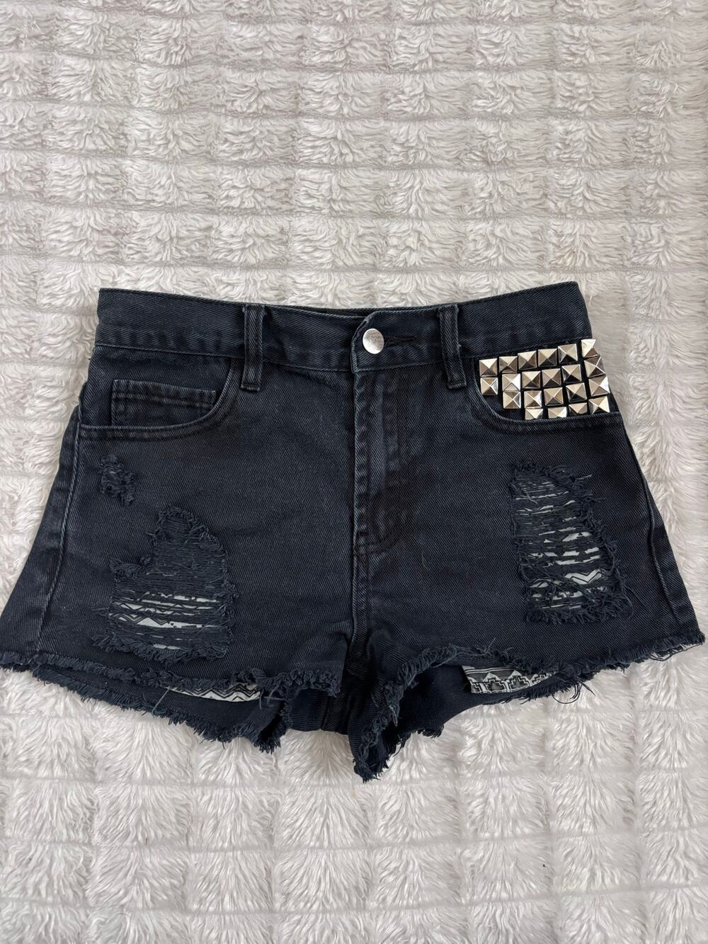 Forever21 black studded shorts